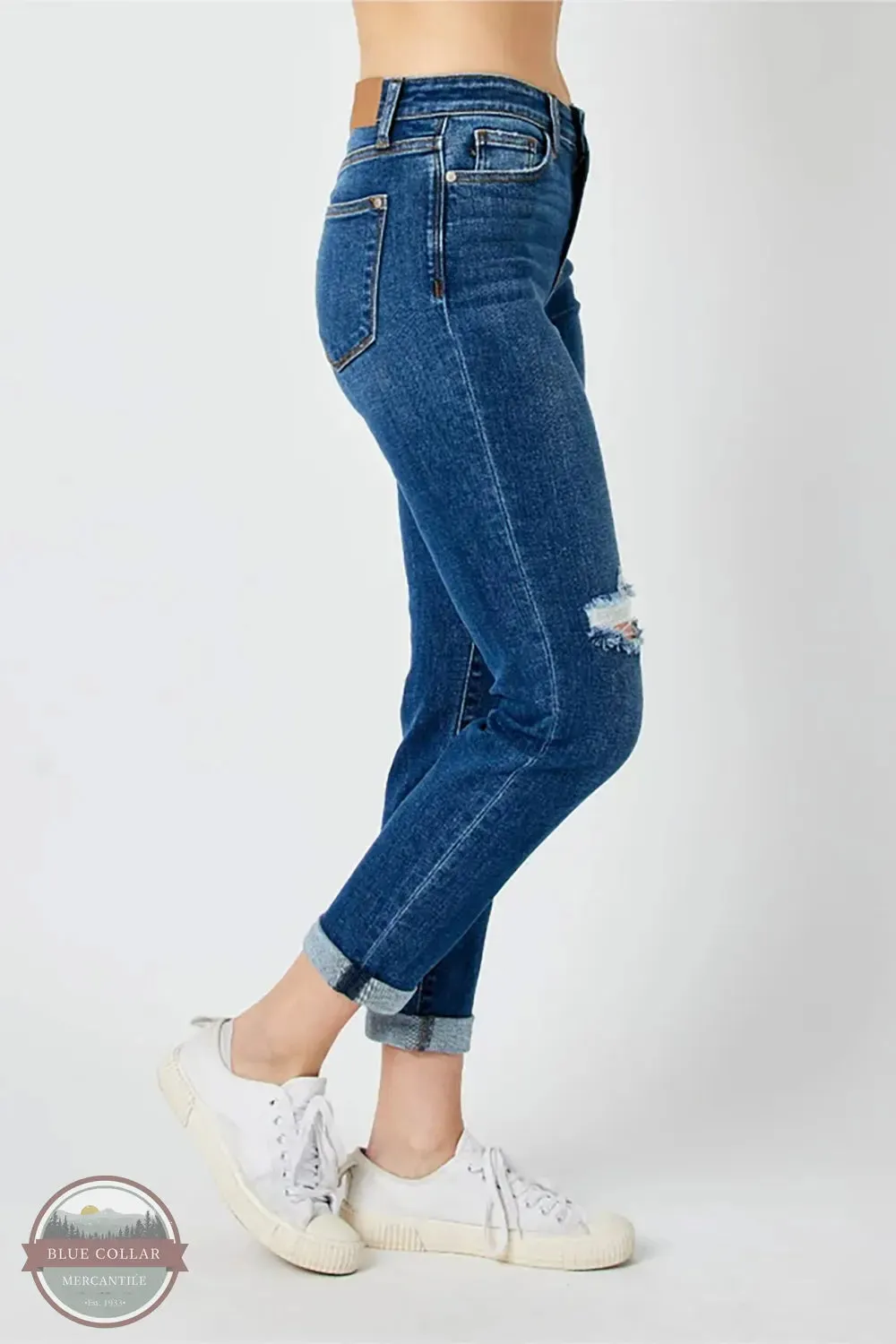 82607 Mid Rise Destroy Slim Jean