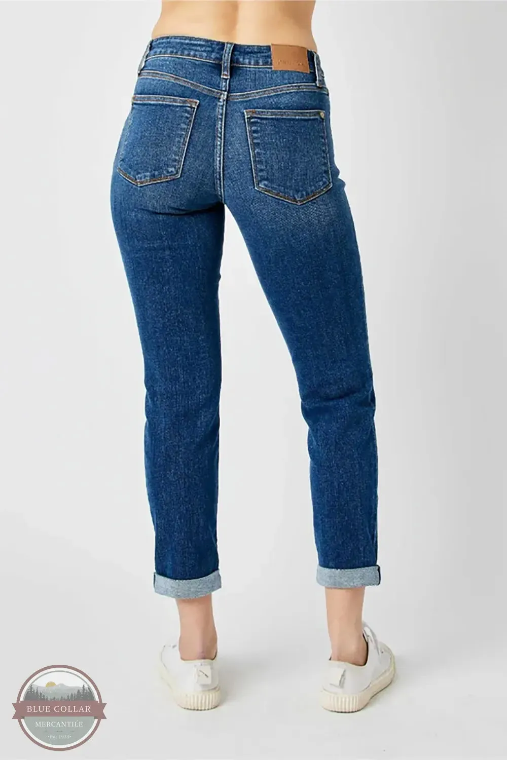 82607 Mid Rise Destroy Slim Jean