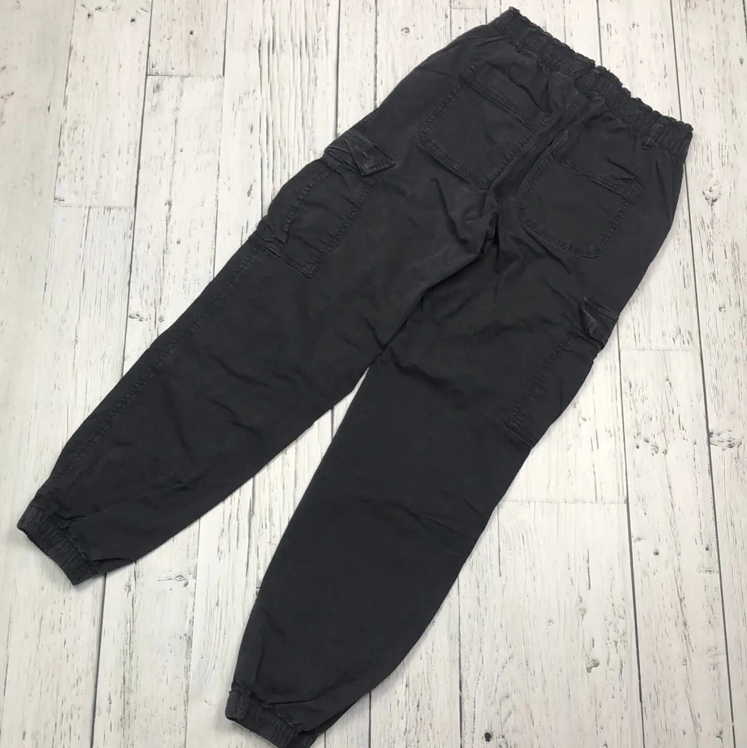 American eagle black cargos - Hers S/4