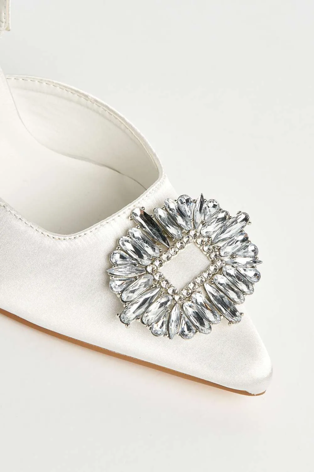 Amira Diamante Brooch Sling Back Court Shoes in Ivory Satin