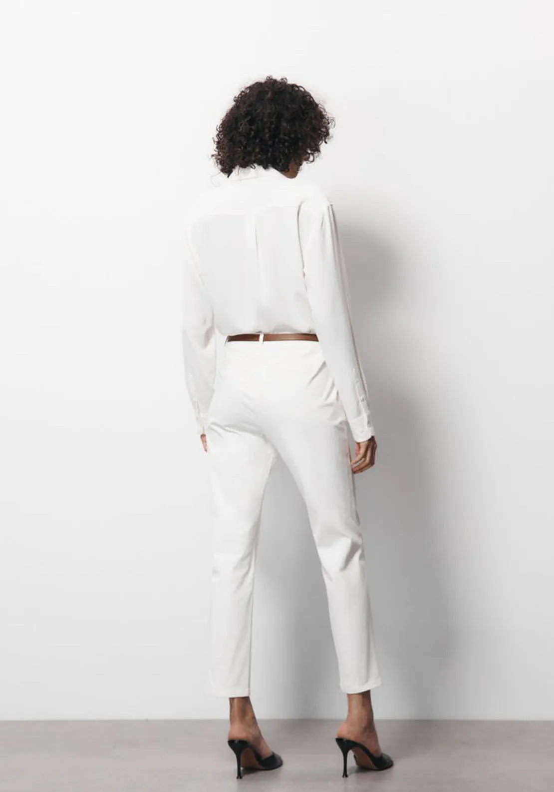 Belted chinos - White