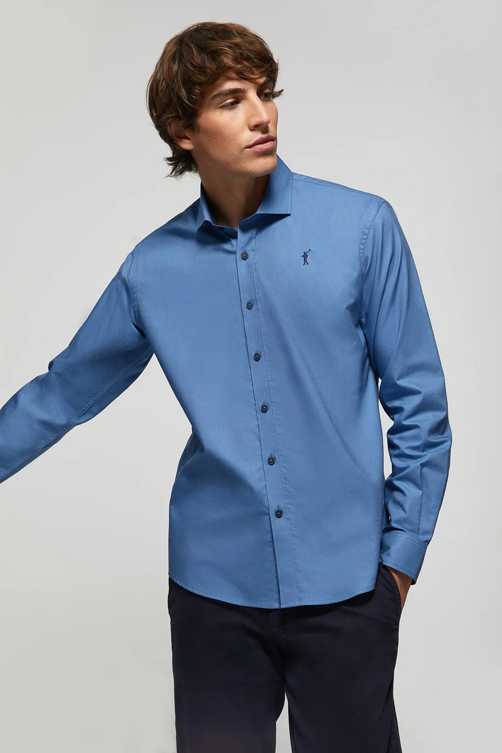 Camisa azul Oxford con contrastes y logo Rigby Go