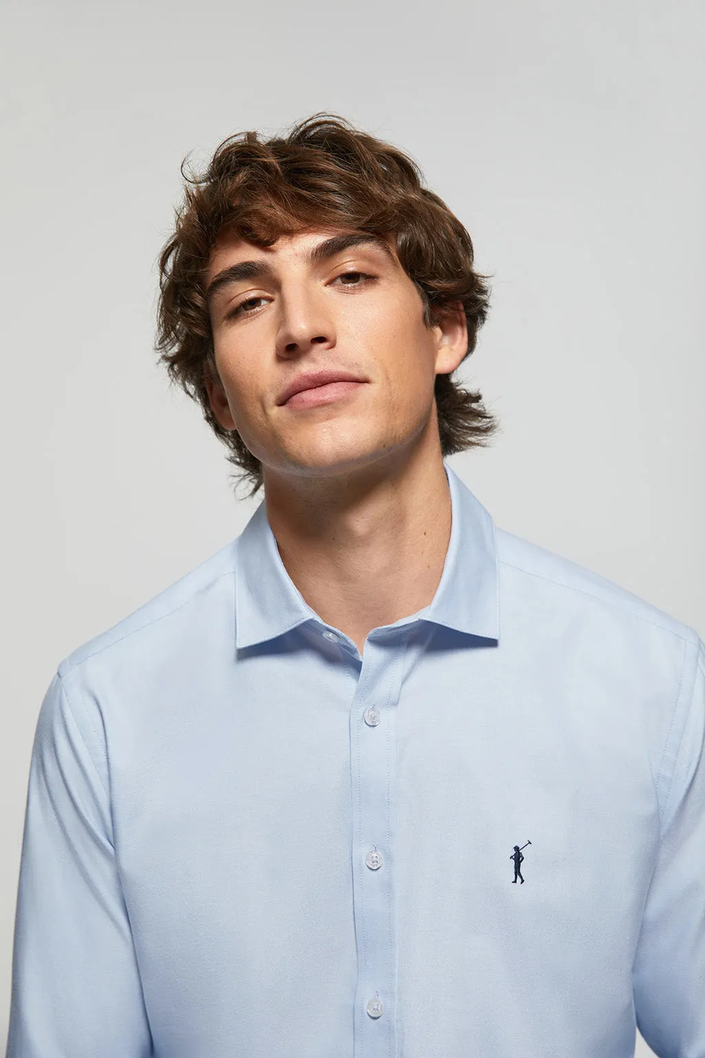 Camisa Oxford Slim azul cielo con logo Rigby Go