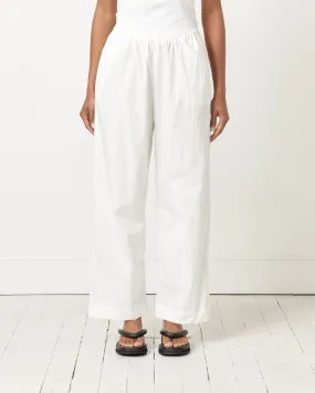 Ease Trousers in White