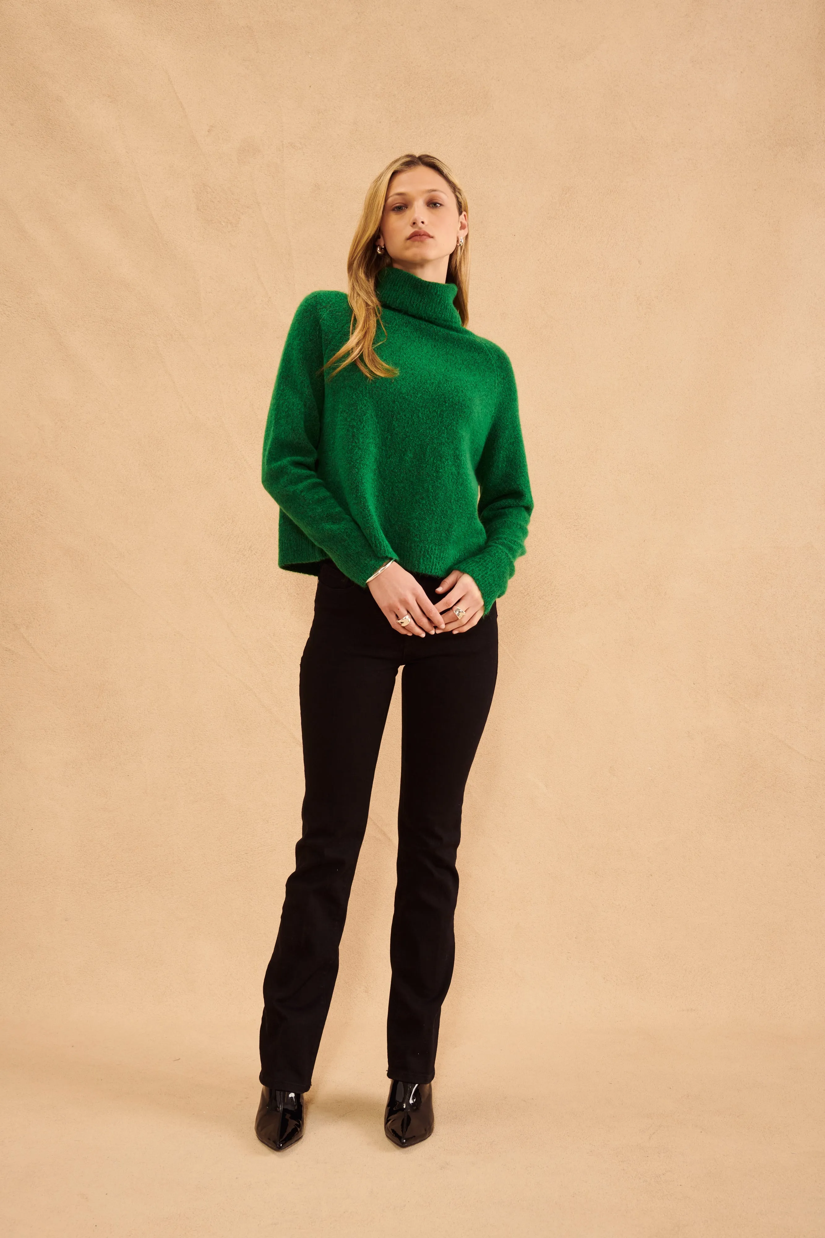 EMMETT SLOUCH NECK SWEATER