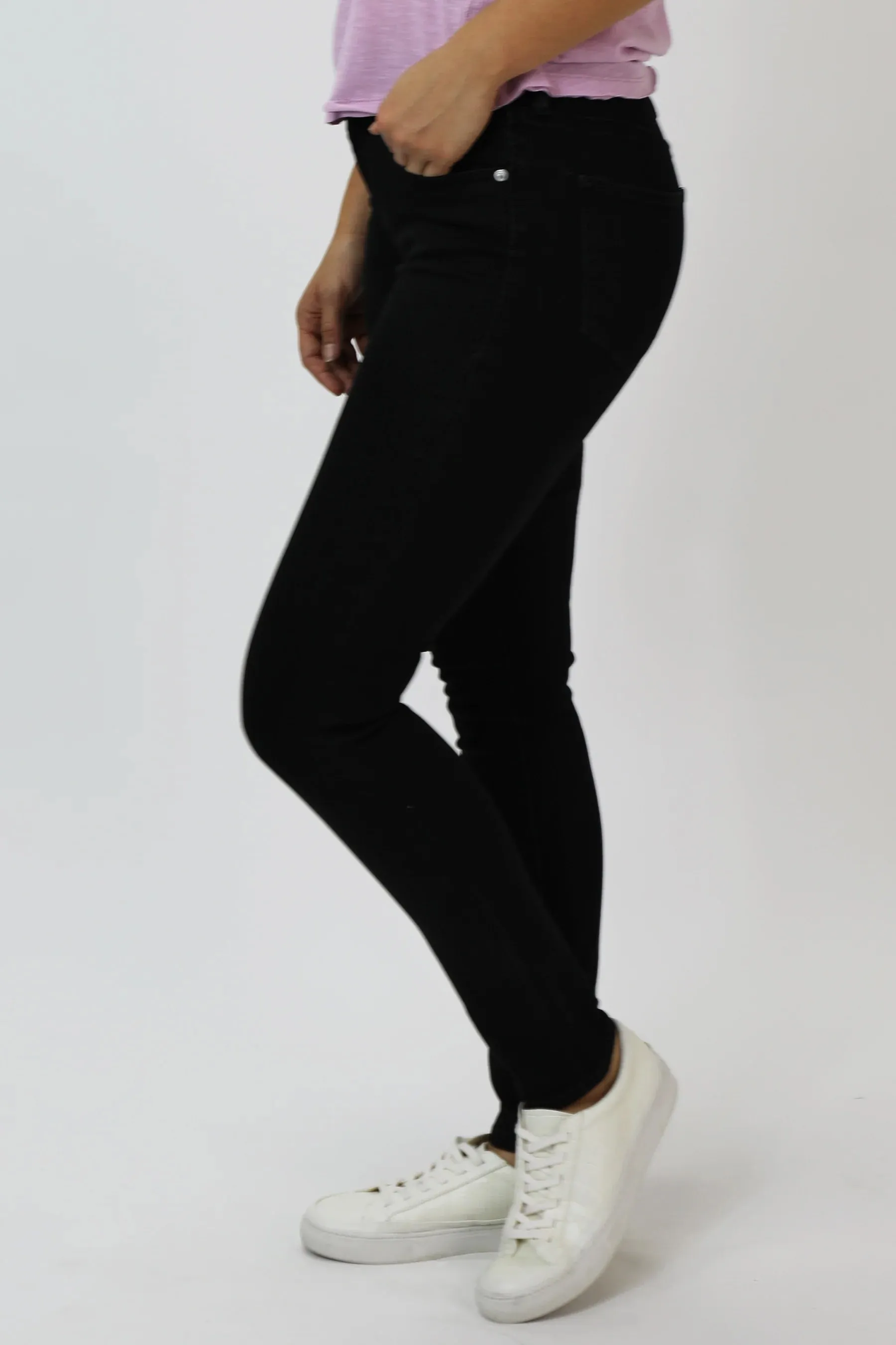 Gisele High Rise Skinny Jeans Black Arrow