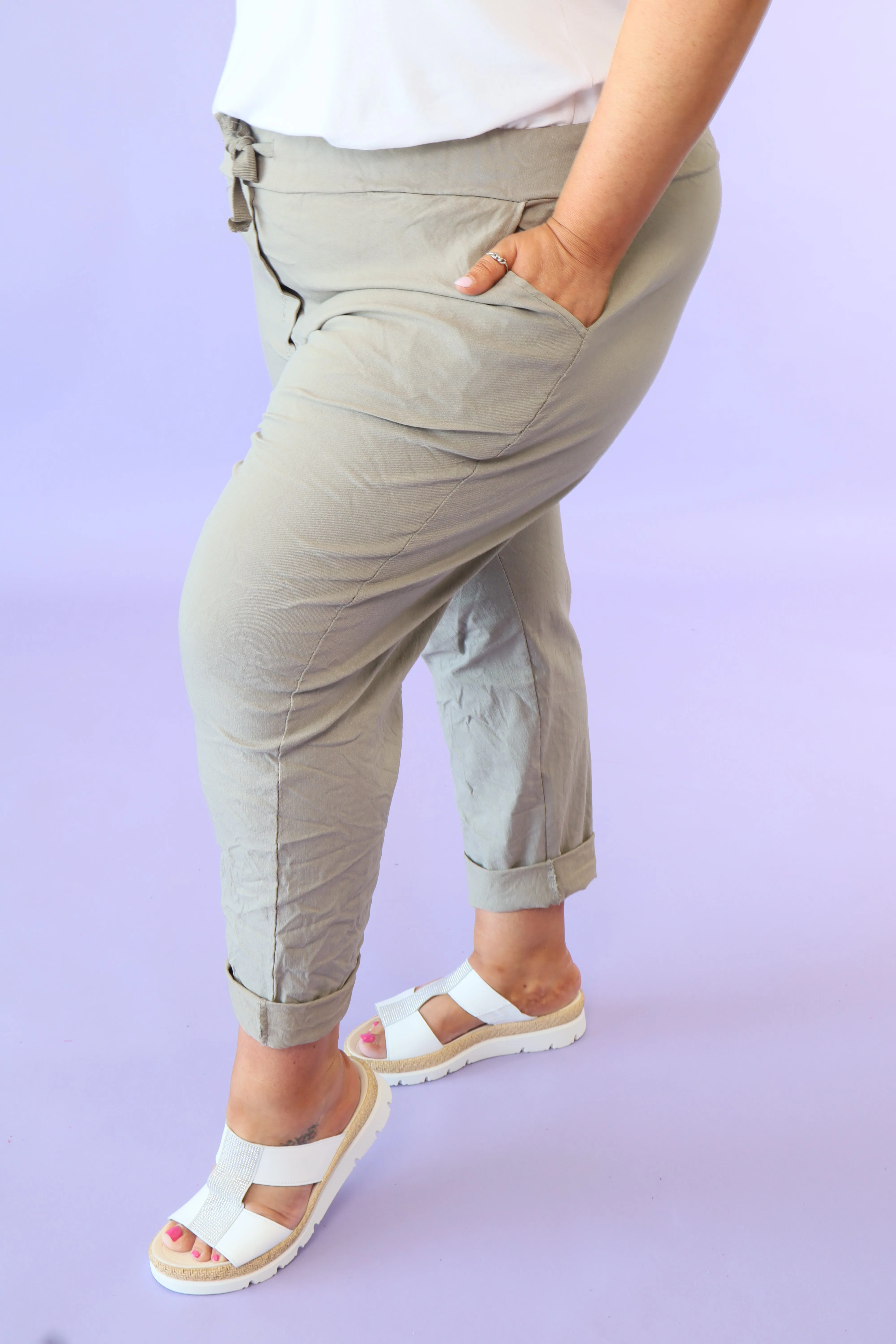 Grace Jogger in Tan