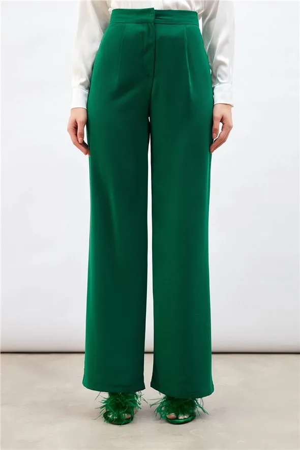 Pleated Crepe Trousers - Green