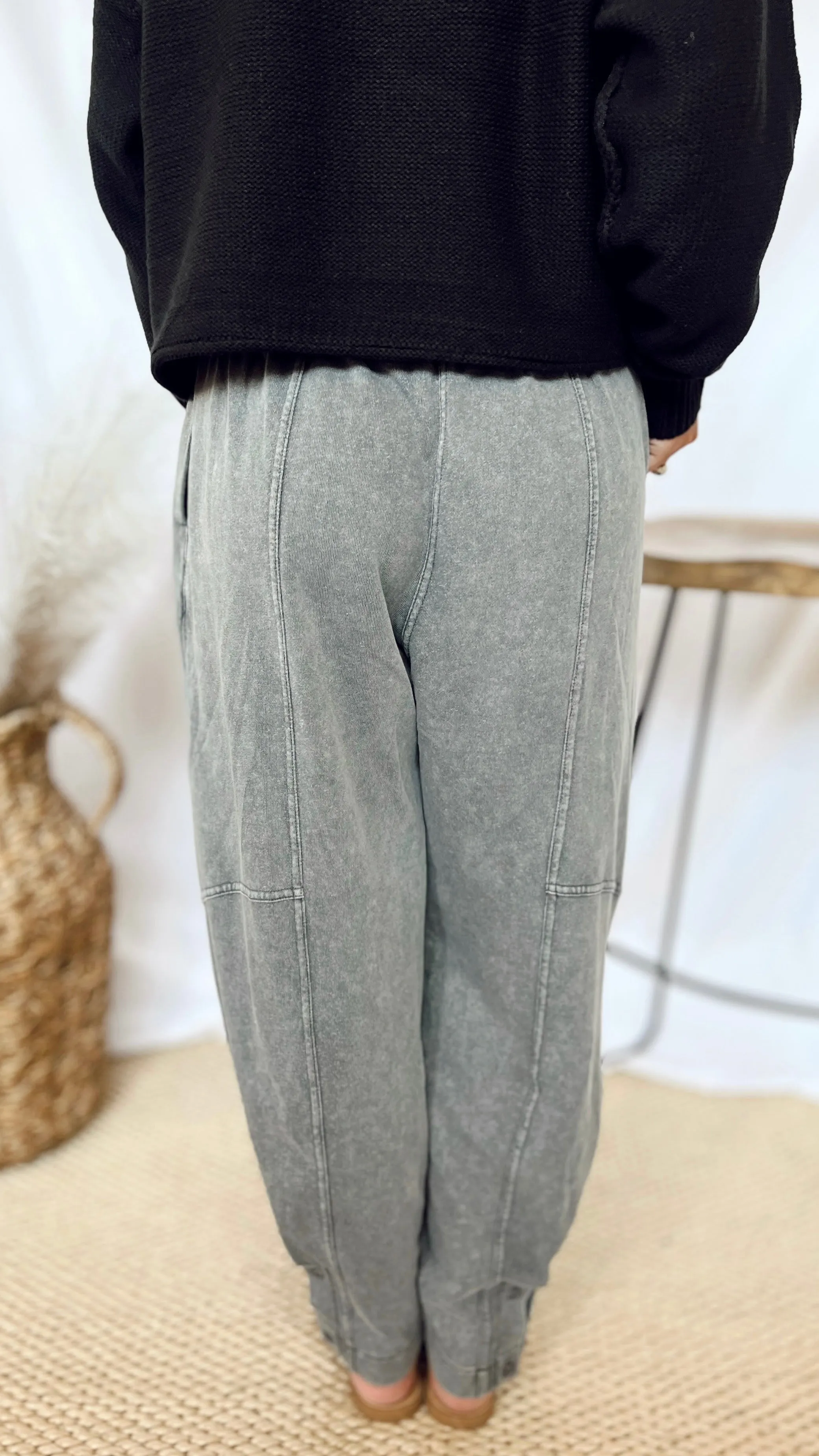 The Errand Chic Pant